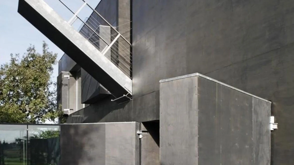 Polen: Erstes zombie-sichere Haus der Welt gebaut