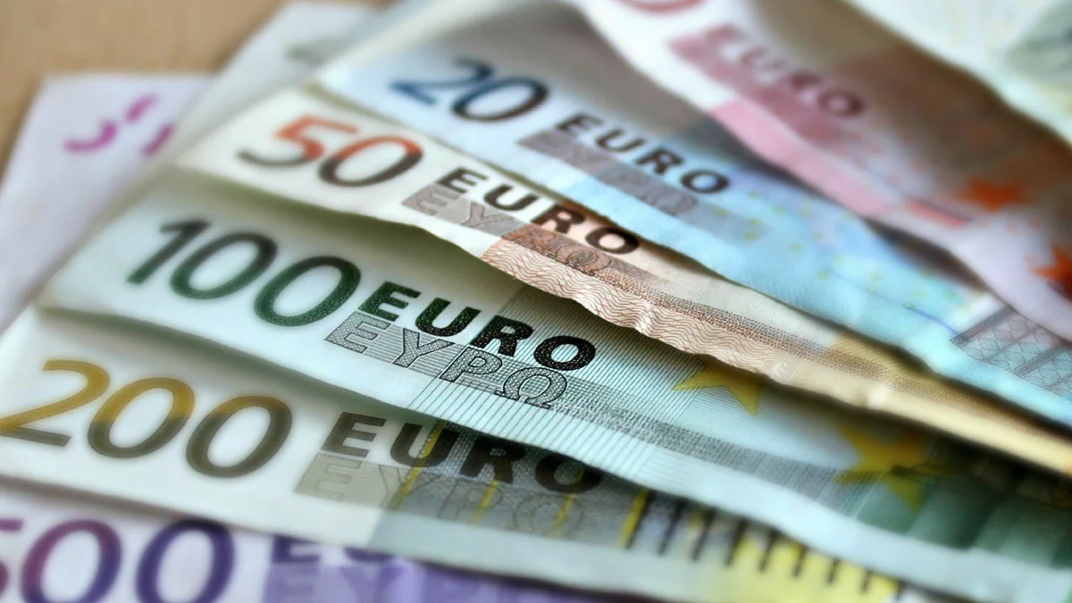 Bundestag: Abgeordnete bekommen ab Juli weniger Geld