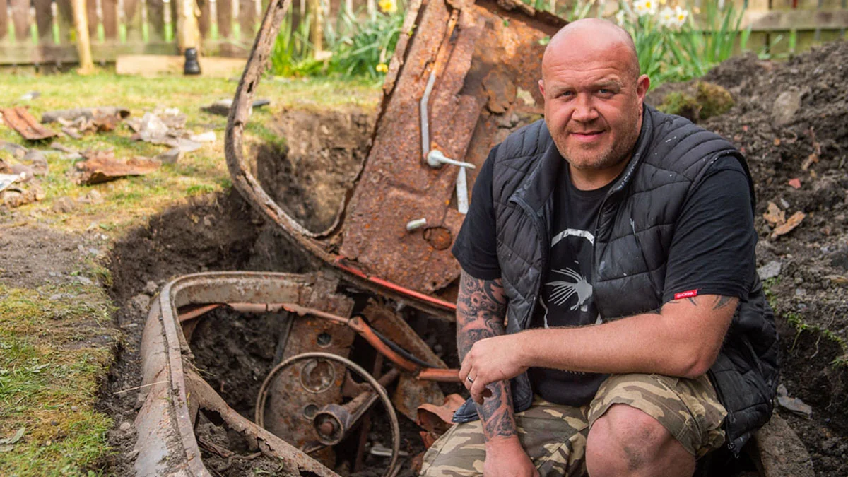 Yorkshire: Mann findet einen vergrabenen Oldtimer in seinem Garten