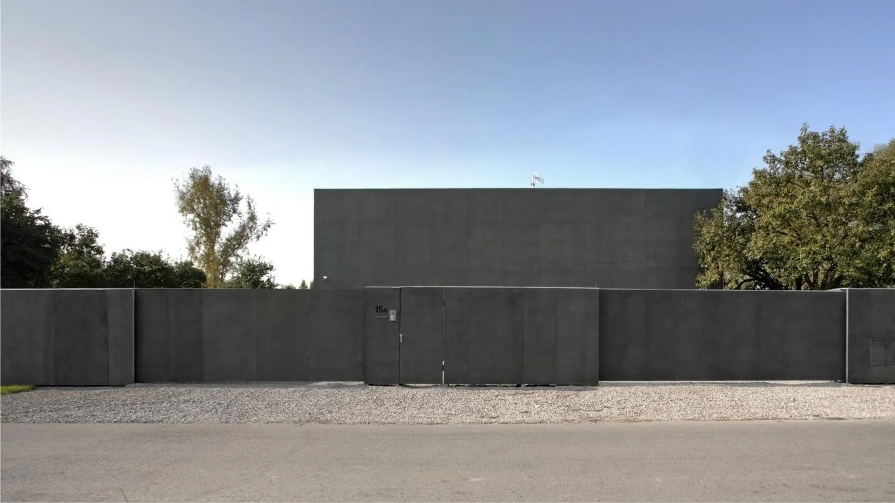 Polen: Erstes zombie-sichere Haus der Welt gebaut