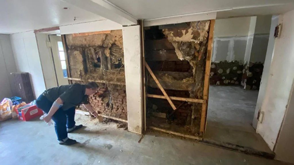 Nach Hochwasser: Geheimes Nazi-Versteck in Hagen entdeckt
