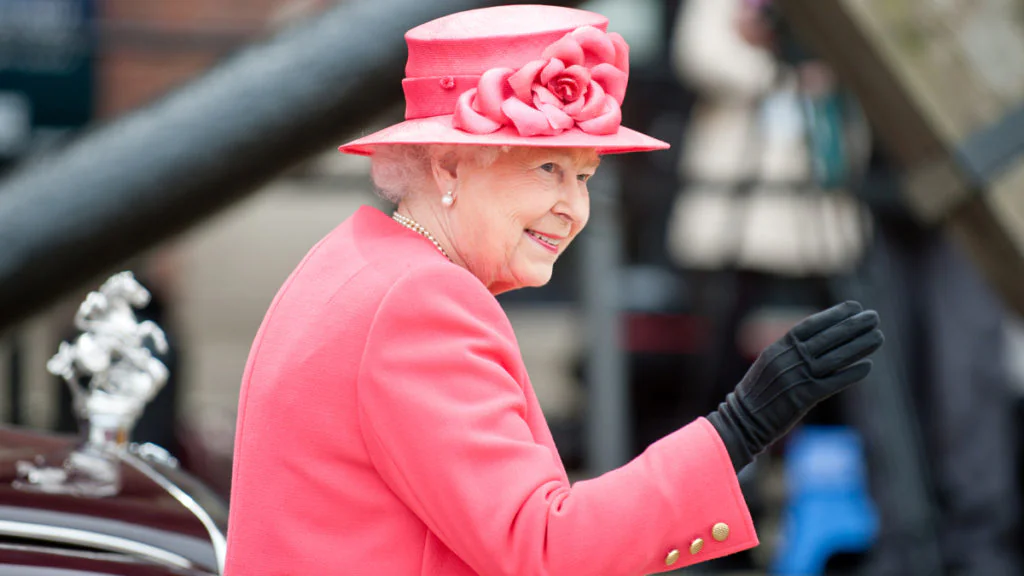 „The Crown“: Anwälte raten den Royals zur Klage gegen Netflix