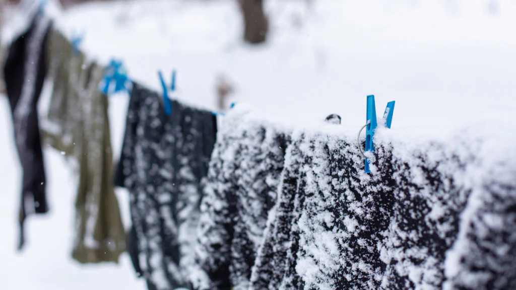 Wäsche trocknen im Winter: Deshalb sollte sie bei Frost draußen hängen