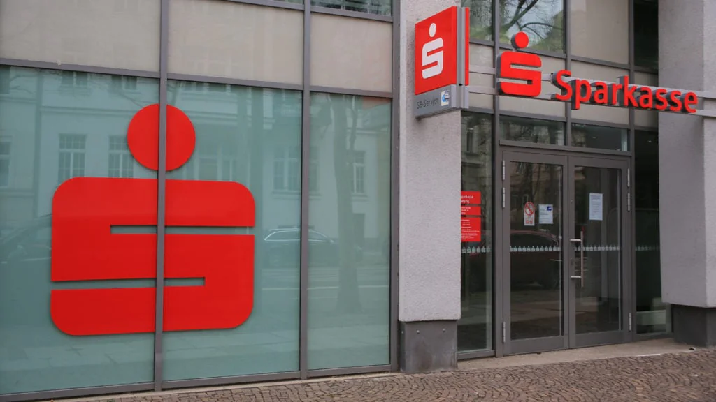 Sparkassen und Volksbanken: Große Änderung beim Online-Banking