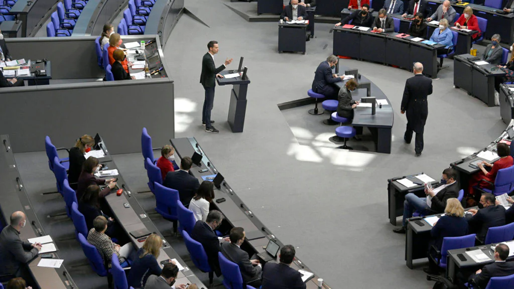 Mitten in der Krise: Erneute Gehaltserhöhung für Regierungsmitglieder