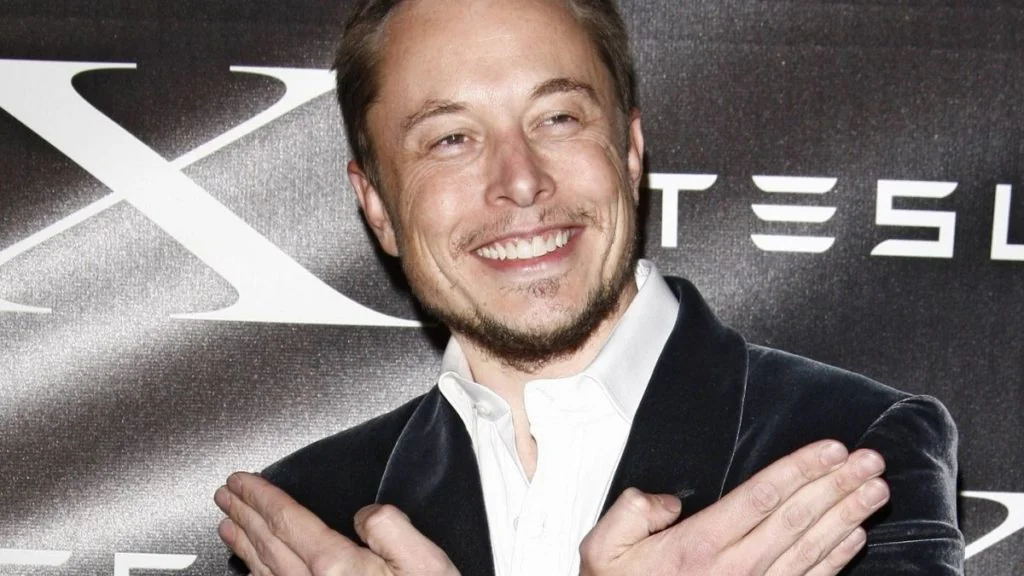 Nachtklub-Gründer und Soundcloud-Karriere: 10 verrückte Dinge über Elon Musk, die du noch nicht wusstest