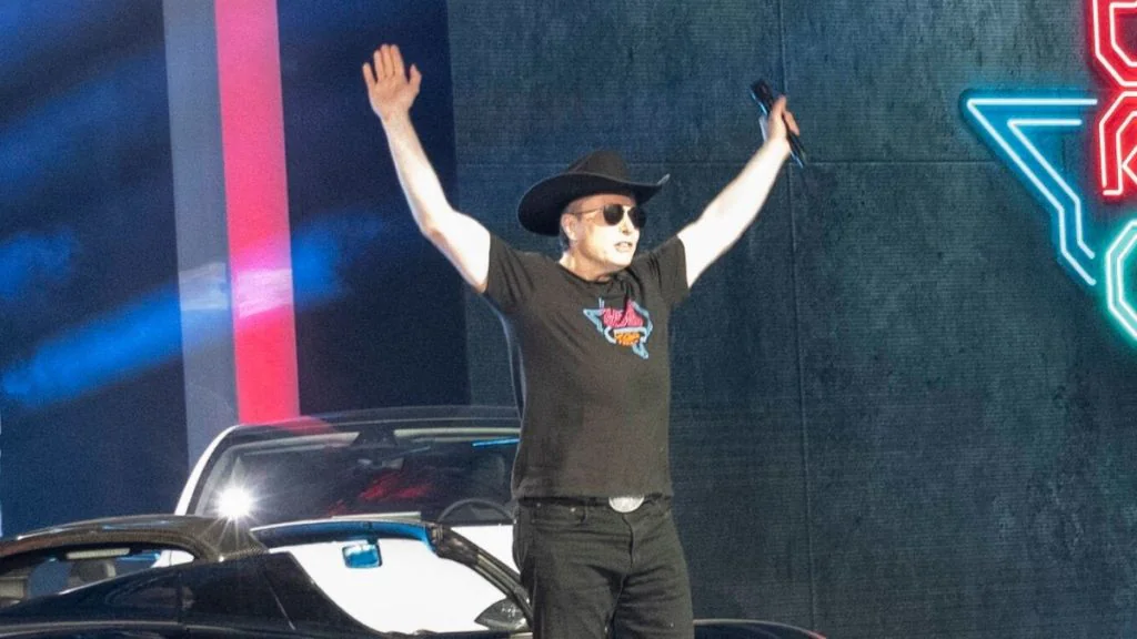 Nachtklub-Gründer und Soundcloud-Karriere: 10 verrückte Dinge über Elon Musk, die du noch nicht wusstest