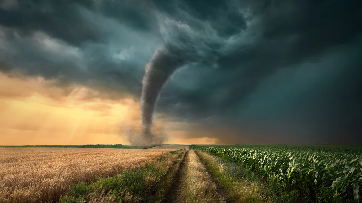 Unwetter in Deutschland: Warnung vor schweren Gewittern und Tornados