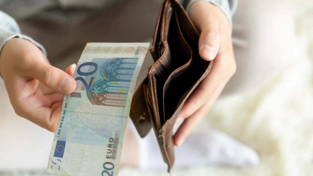 Deutsche Bank: Bargeld-Änderung betrifft Millionen Kunden