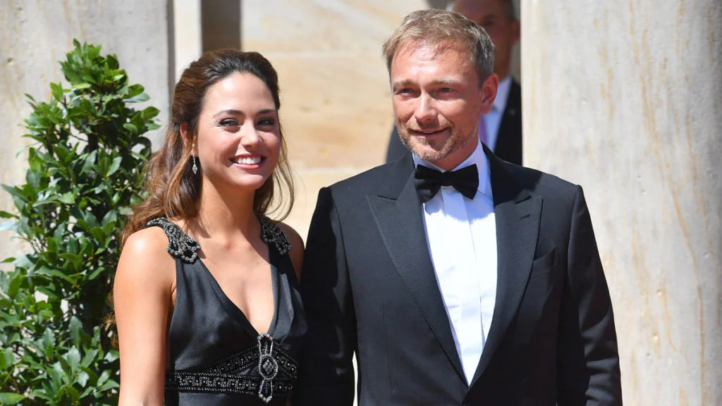 Friedrich Merz sorgt bei Lindner-Hochzeit für Skandal