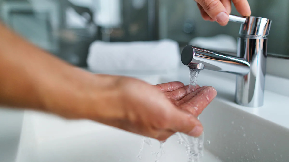 Zu hohe Kosten: Erste Vermieter rationieren warmes Wasser