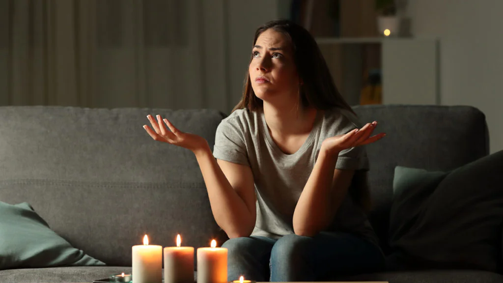 Warnung vor Stromausfällen: Das braucht man im Falle eines Blackouts