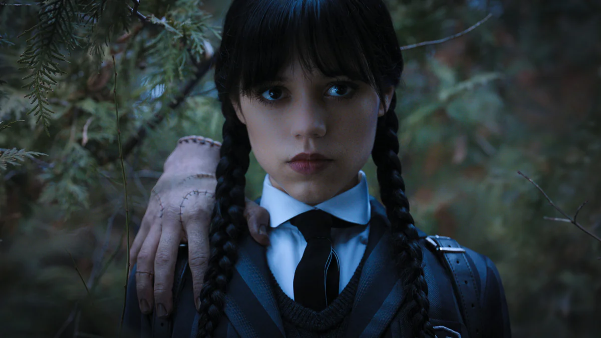 nach-mega-erfolg-der-neuen-serie-wednesday-shitstorm-fuer-netflix