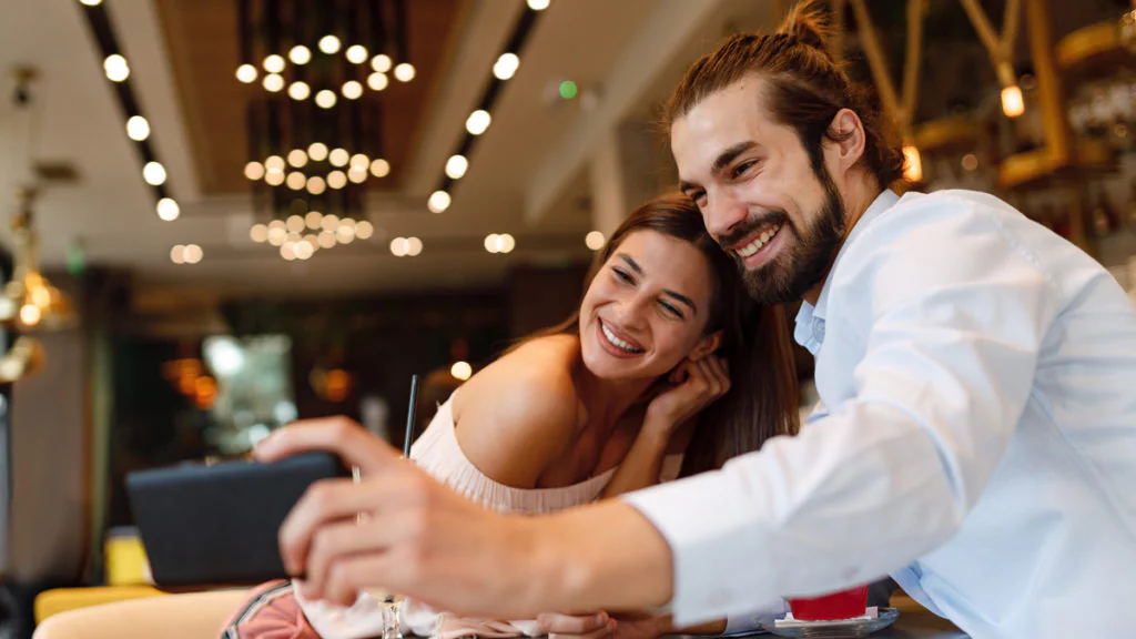 Tinder-Jahresauswertung: Das waren die Dating-Trends 2022
