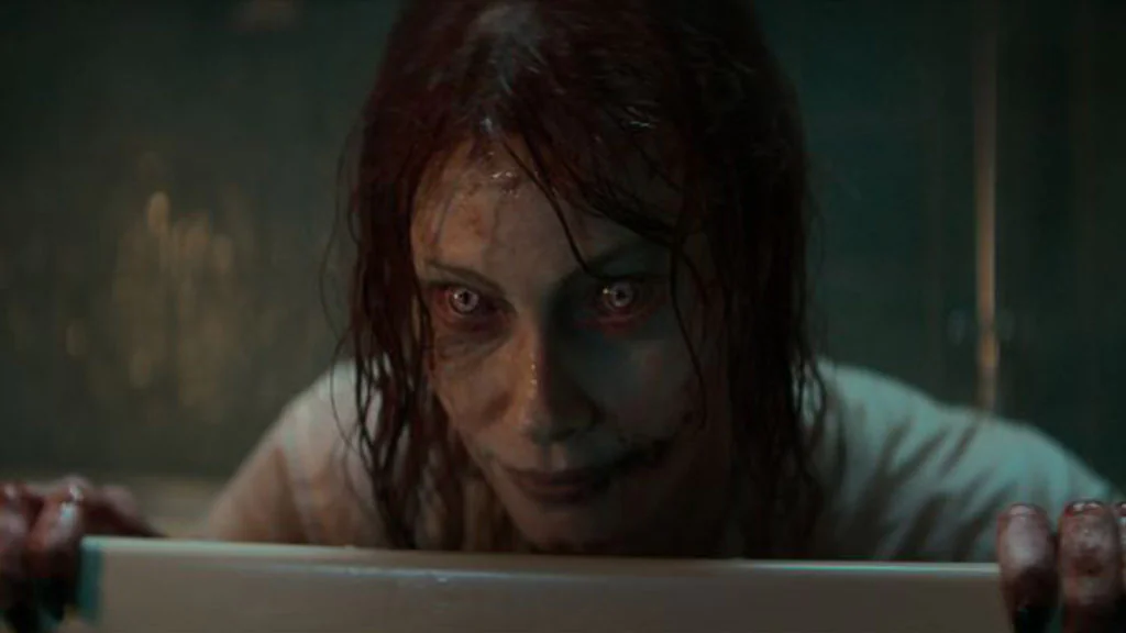 Erste Szenen aus „Evil Dead Rise“ versprechen blutiges Horror-Highlight