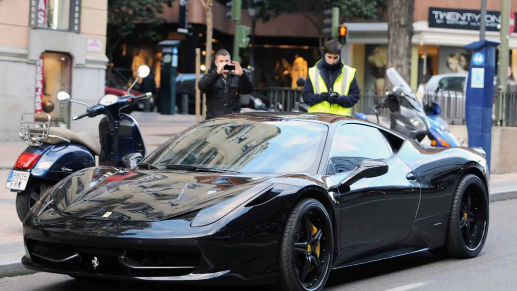 Die 15 krassesten Autos der Stars