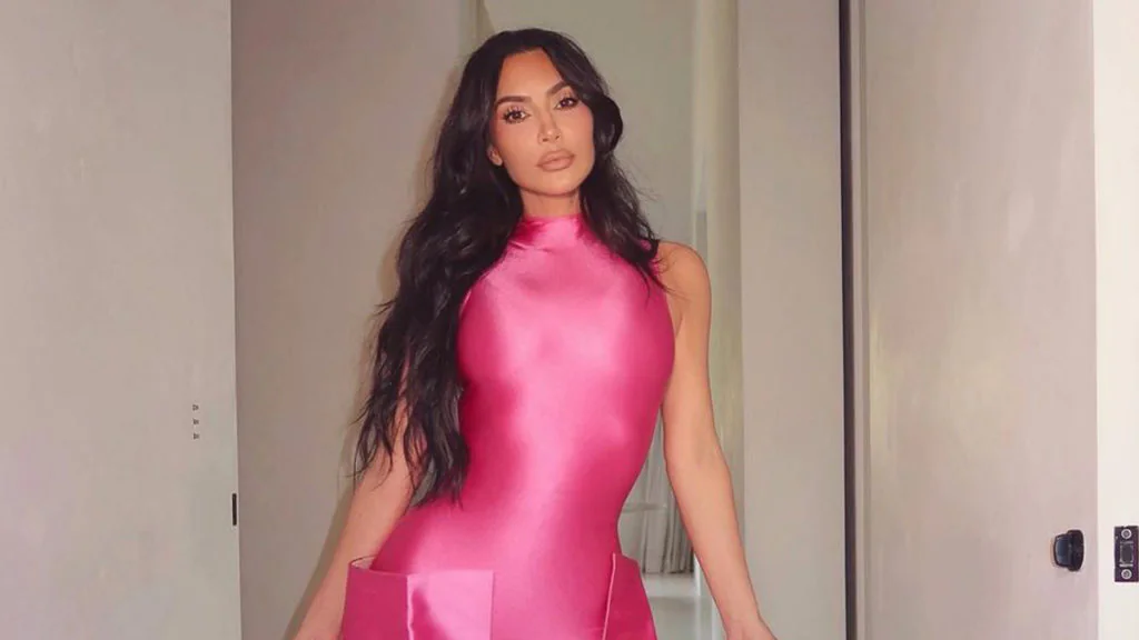 Kim Kardashian bekommt Shitstorm für „Photoshop Fail“