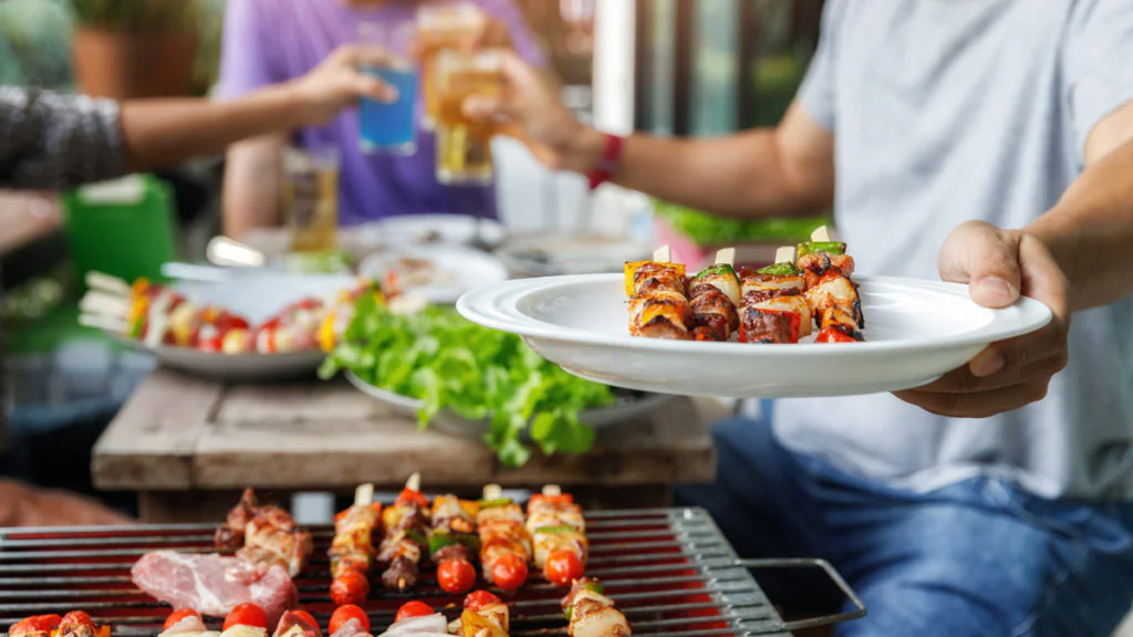 Bis zu 5.000 Euro Bußgeld: Worauf man beim Grillen achten muss