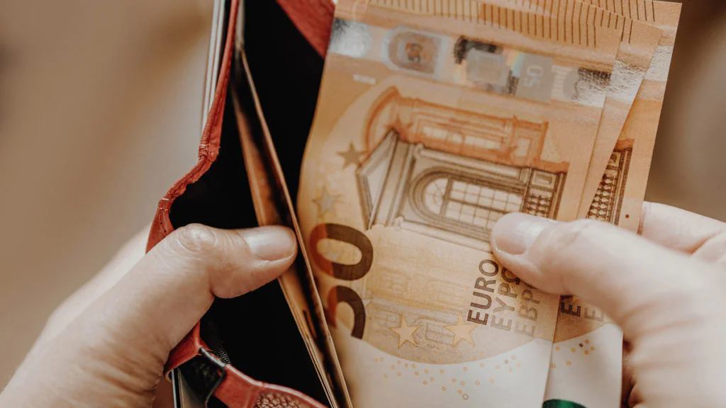 „Über 400 Euro“: Förderung vom Staat sorgt für monatlichen Zuschuss
