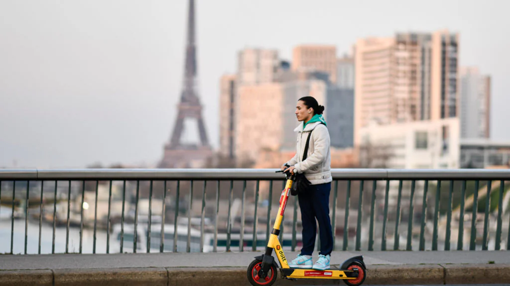 Maßnahmen nötig: Erste Stadt in Europa beendet E-Scooter-Verleih