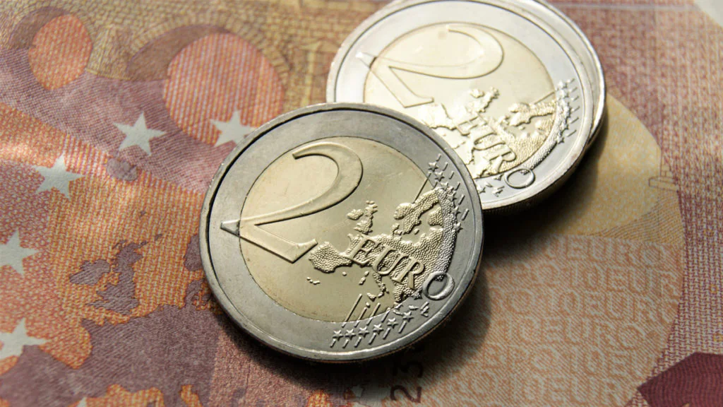 2-Euro-Münze für 99.000 Euro gehandelt: Daran erkennt man sie