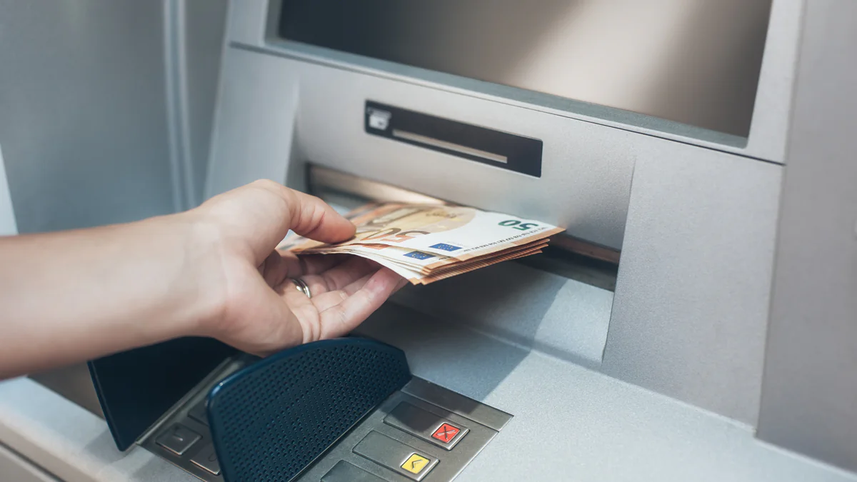 Sparkasse führt Änderung am Geldautomaten ein