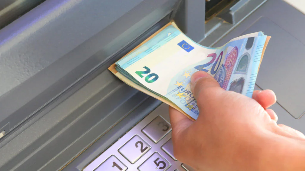 Bürgergeld-Erhöhung 2024: So viel Geld gibt es ab sofort monatlich