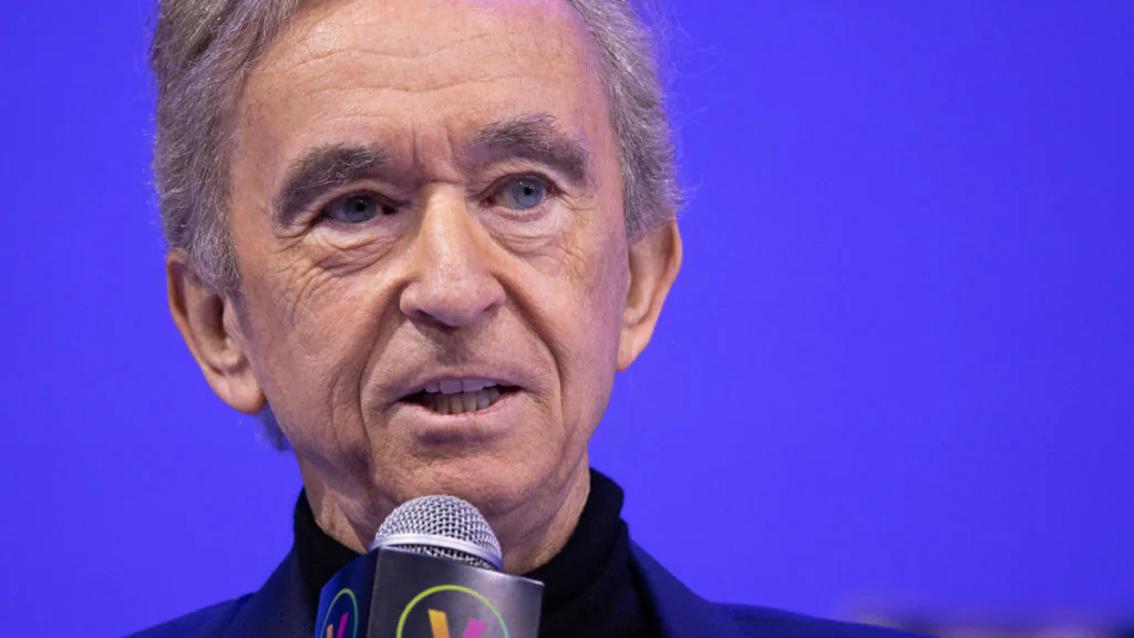 Bernard Arnault Vermögen: So viel Geld hat der Investor