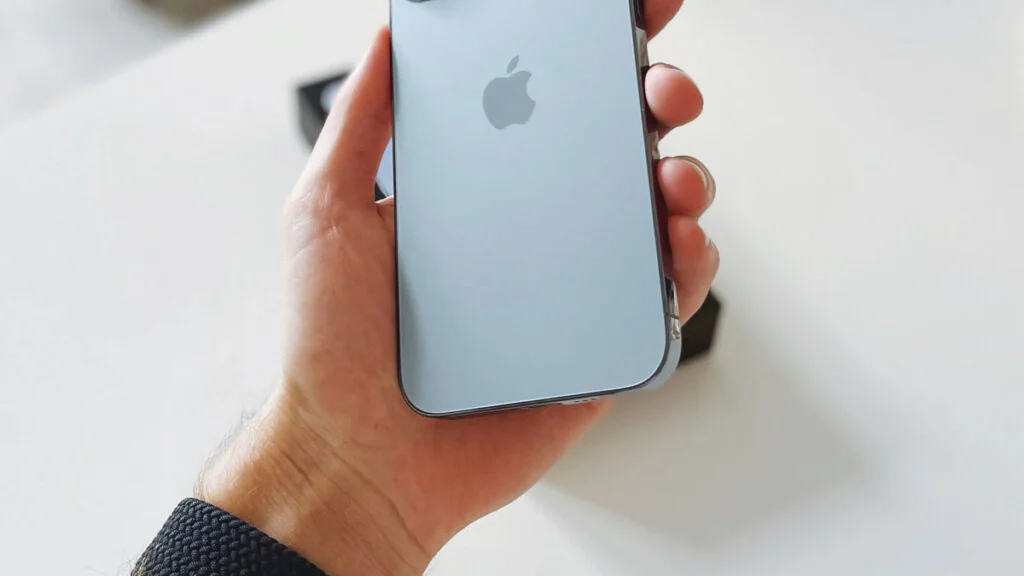 Kein Preisfehler: Das iPhone 15 Pro wurde im letzten Monat mehr als 500 Mal auf Amazon verkauft