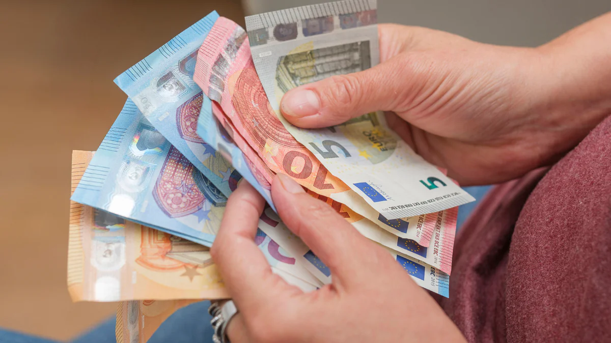 Neue Bargeld-Obergrenze: EU schränkt Zahlungen ein