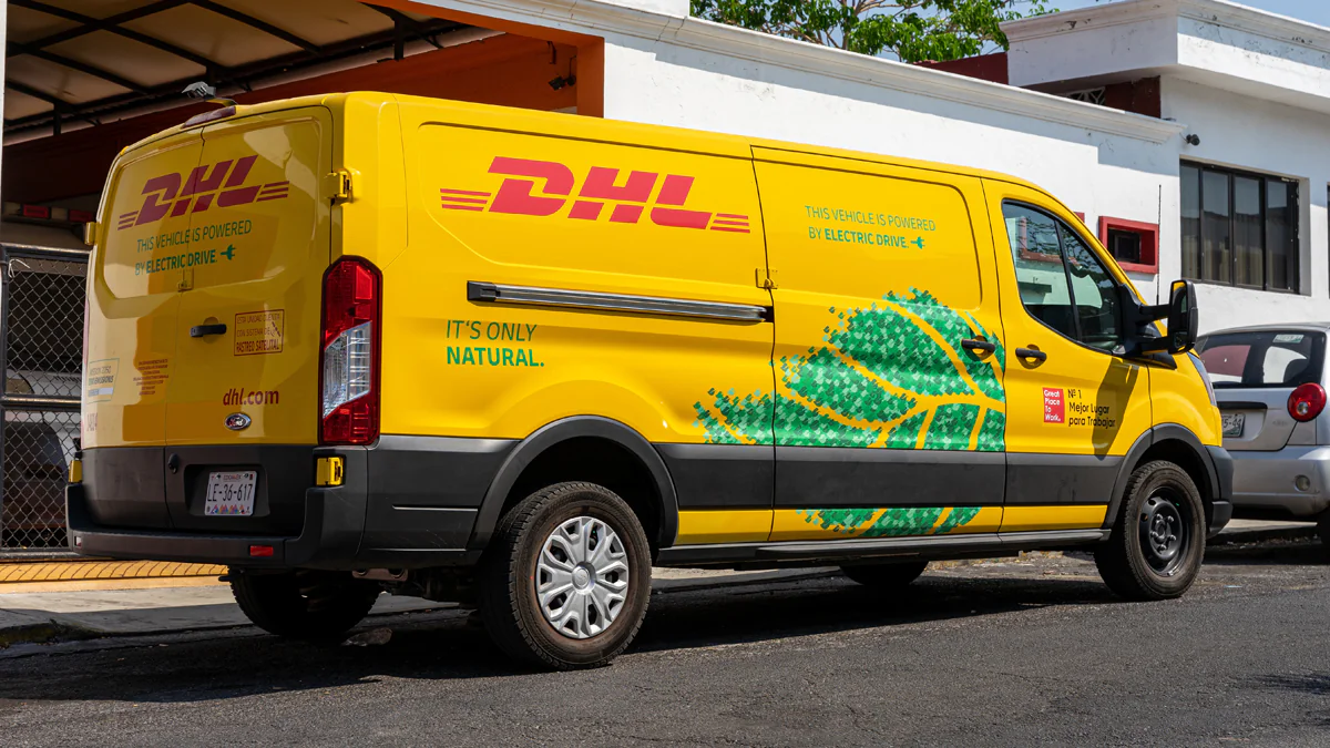 DHL-Bote hinterlässt Zettel: Influencerin warnt ihre Fans