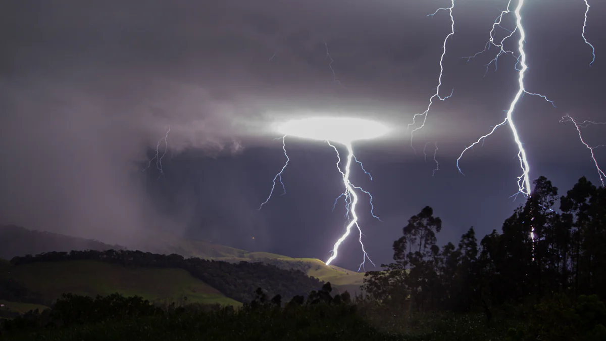 „Jahrhundertflut“ droht: Schwere Unwetter in Deutschland angekündigt