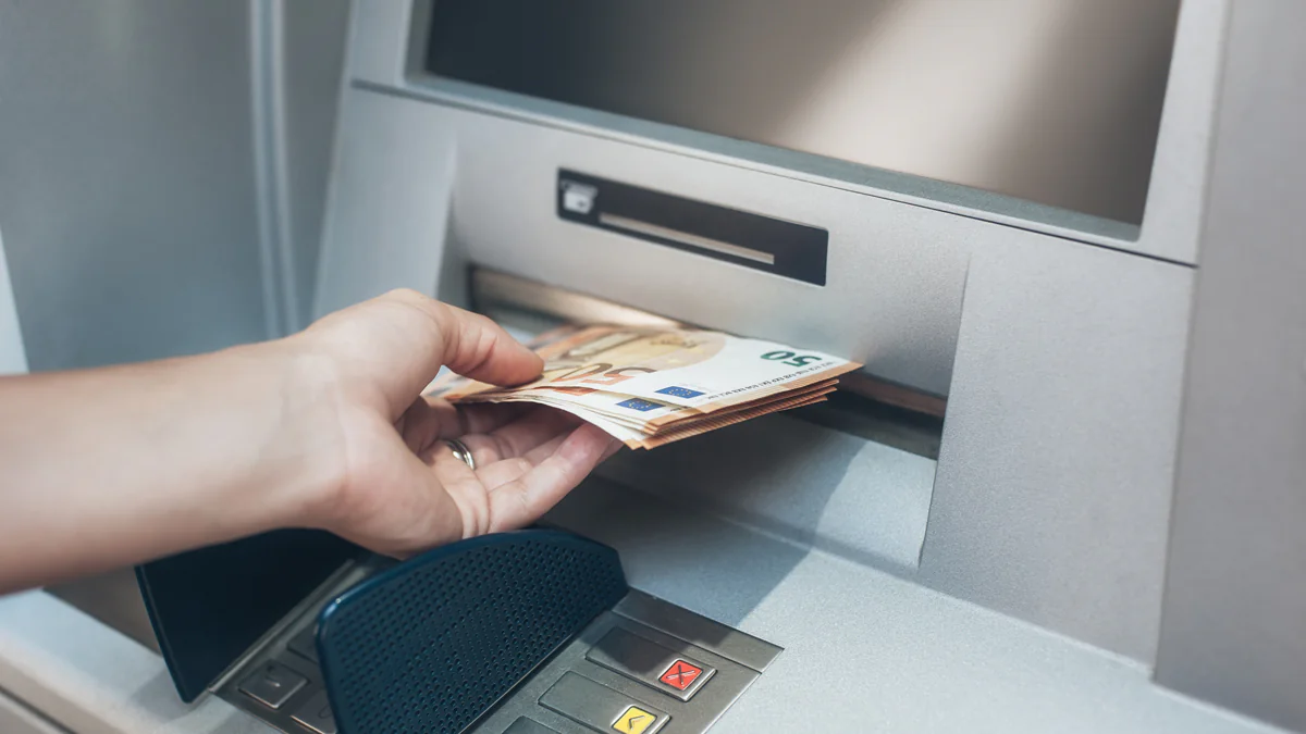 Sparkasse muss Zinsen nachzahlen: Tausende Kunden betroffen