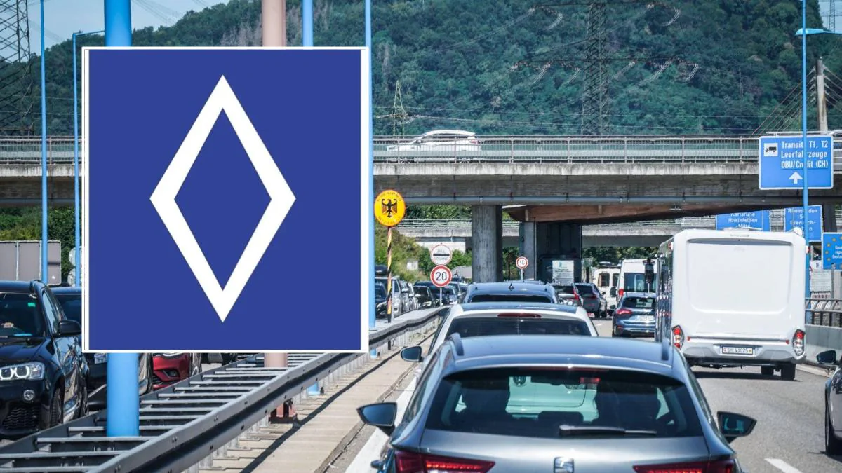 Verkehrsschild: Was bedeutet die blaue Raute?