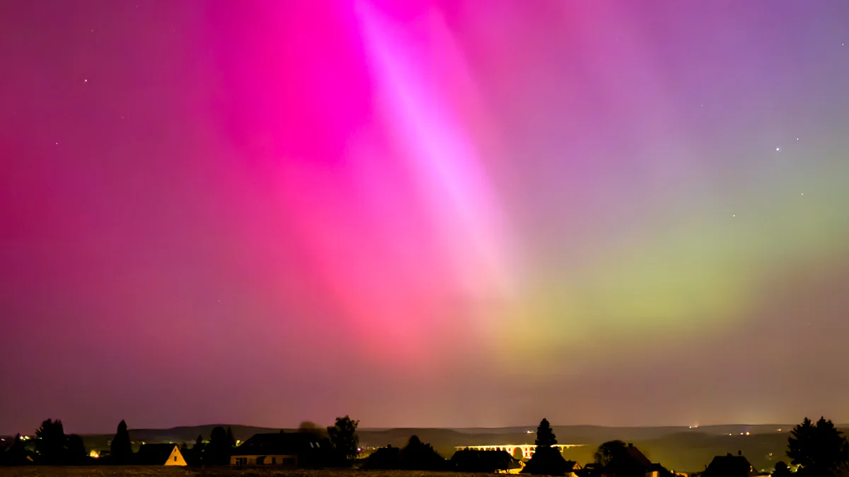 Polarlichter über Deutschland: Starke Sonnenstürme sorgen für Spektakel im August