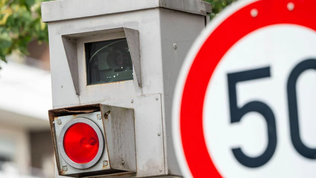 Dinge die beim Autofahren verboten oder erlaubt sind!