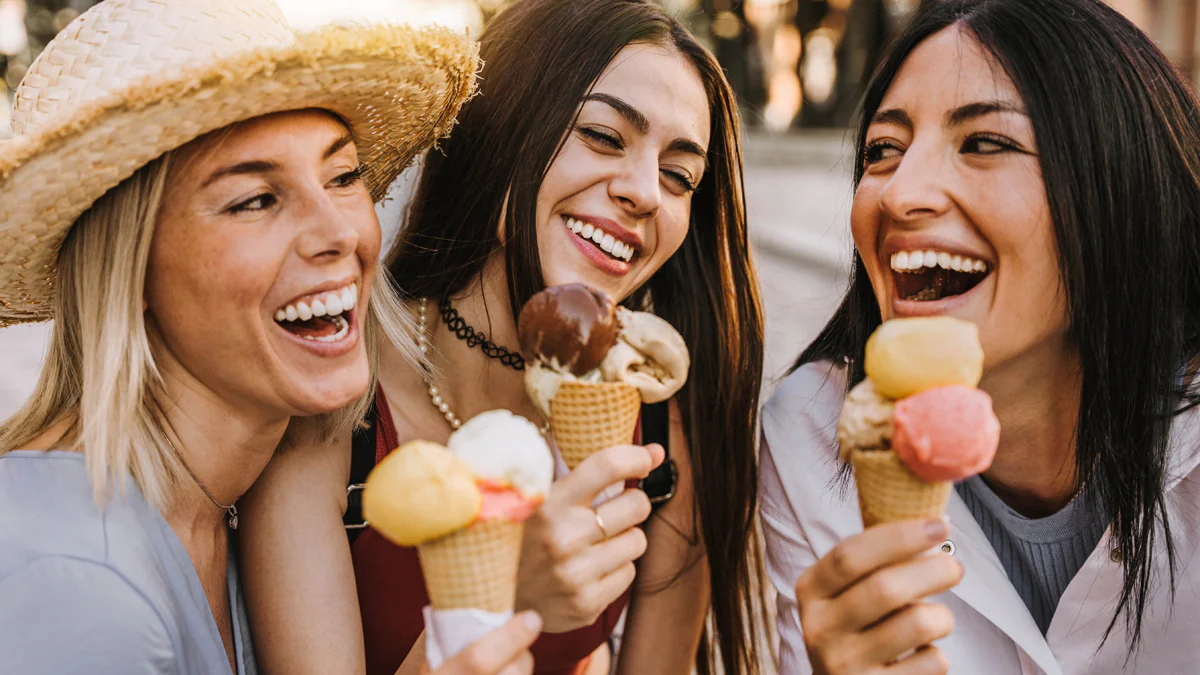 Gründerin eröffnet Eiscafé nur für Frauen und entfacht Debatte - 