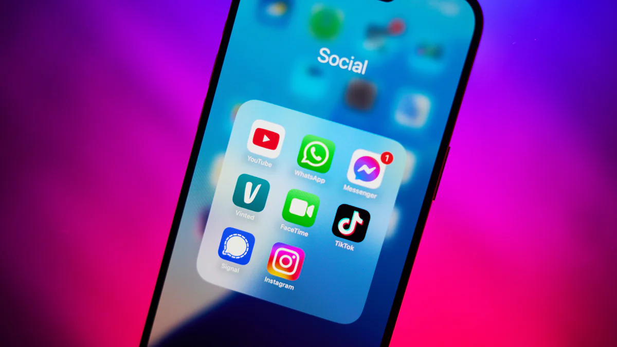 WhatsApp überrascht mit Design-Update: So lässt sich die Chat-Farbe ab sofort anpassen