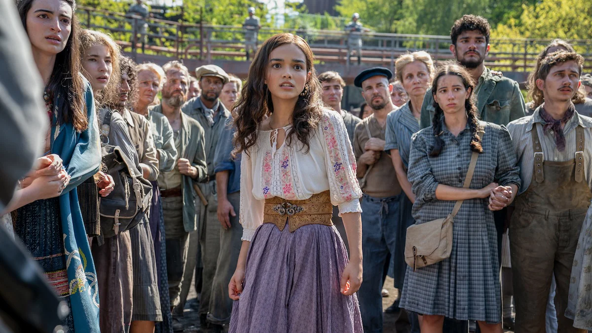 Rachel Zegler in „Ballad of Songbirds and Snakes“ (Tribute von Panem)