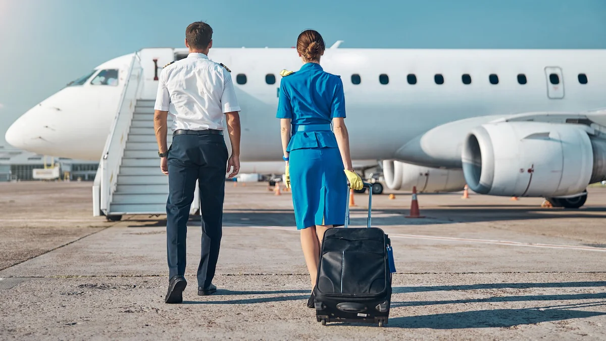 Flugbegleiter verraten Trick: Dieser Gegenstand gehört in jeden Koffer