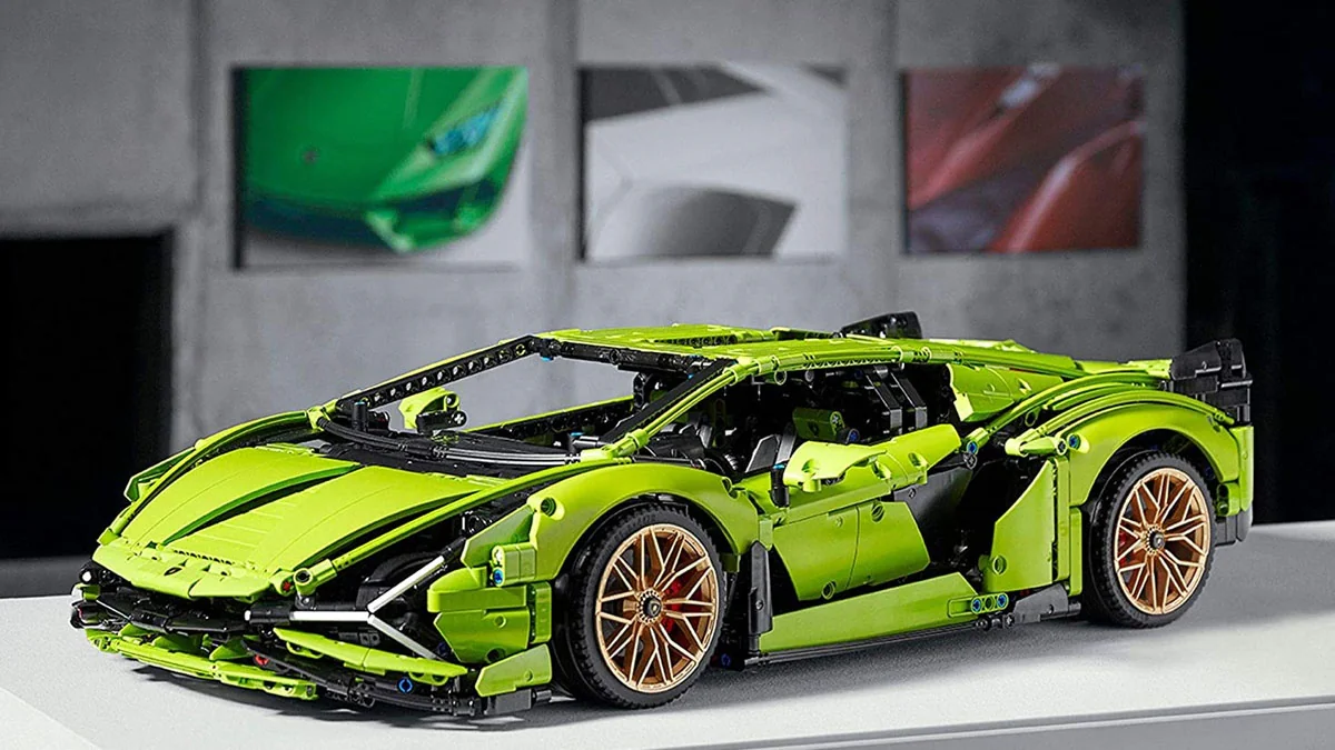 LEGO präsentiert den Lamborghini Sián als Bausatz mit 3.696 Einzelteilen