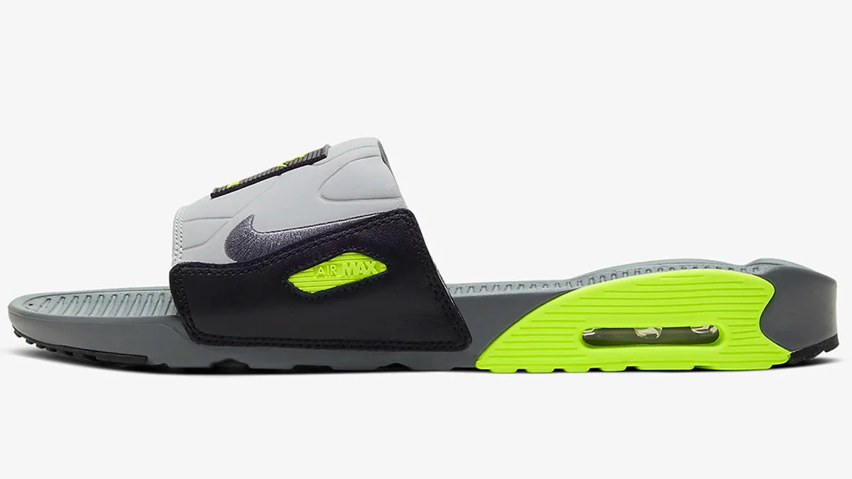 Nike: Badelatschen 