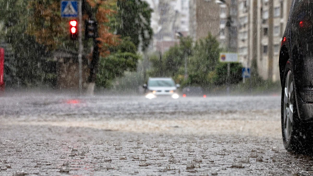Amtliche Warnung: Schwere Unwetter mit Starkregen angekündigt