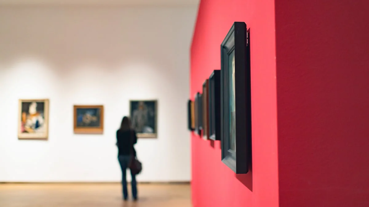 Gegen Rassismus: Über 100 Kunstwerke umbenannt