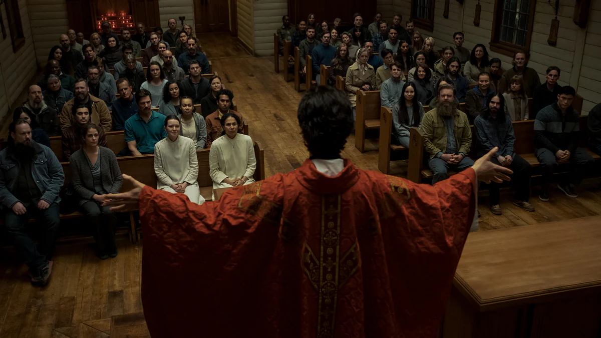 Netflix: Horror-Serie „Midnight Mass“ wird zum großen Erfolg