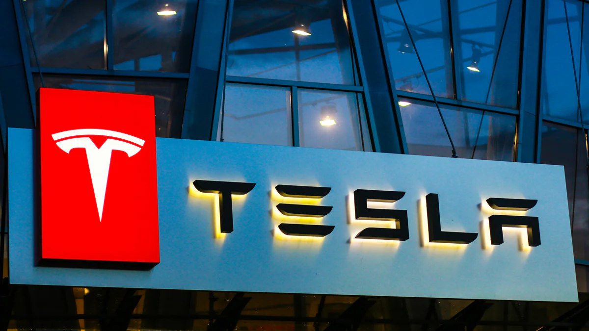 Erfolg bei Tesla: Model 3 erstmals das meistverkaufte Auto Europas