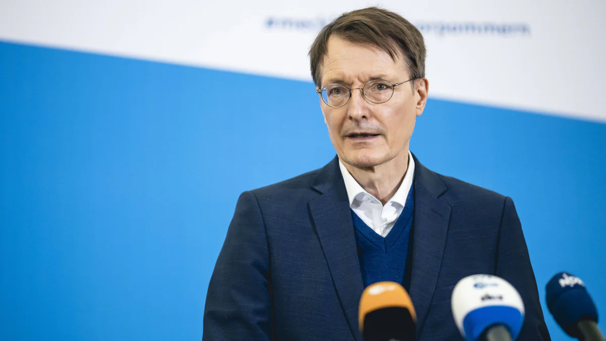 Pietro Lombardi mit klarer Ansage an Karl Lauterbach