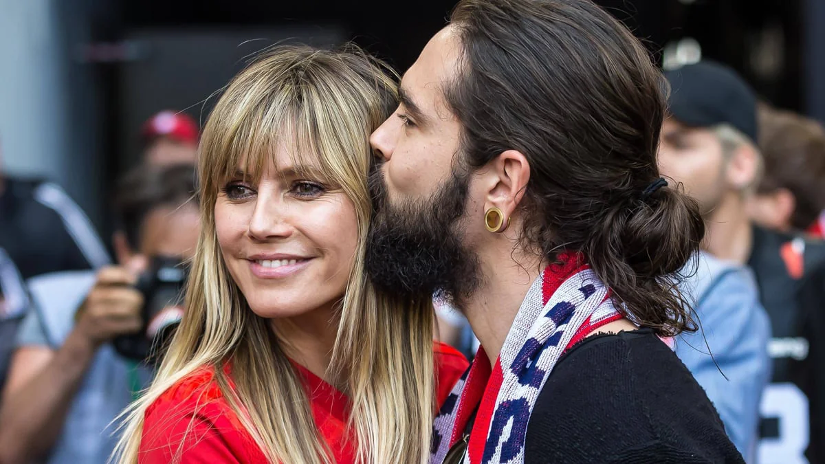 „Liegt jeden Abend auf mir drauf“: Tom Kaulitz über Eheleben mit Heidi und Bill