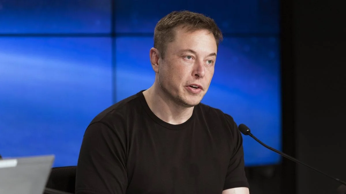 Nachtklub-Gründer und Soundcloud-Karriere: 10 verrückte Dinge über Elon Musk, die du noch nicht wusstest