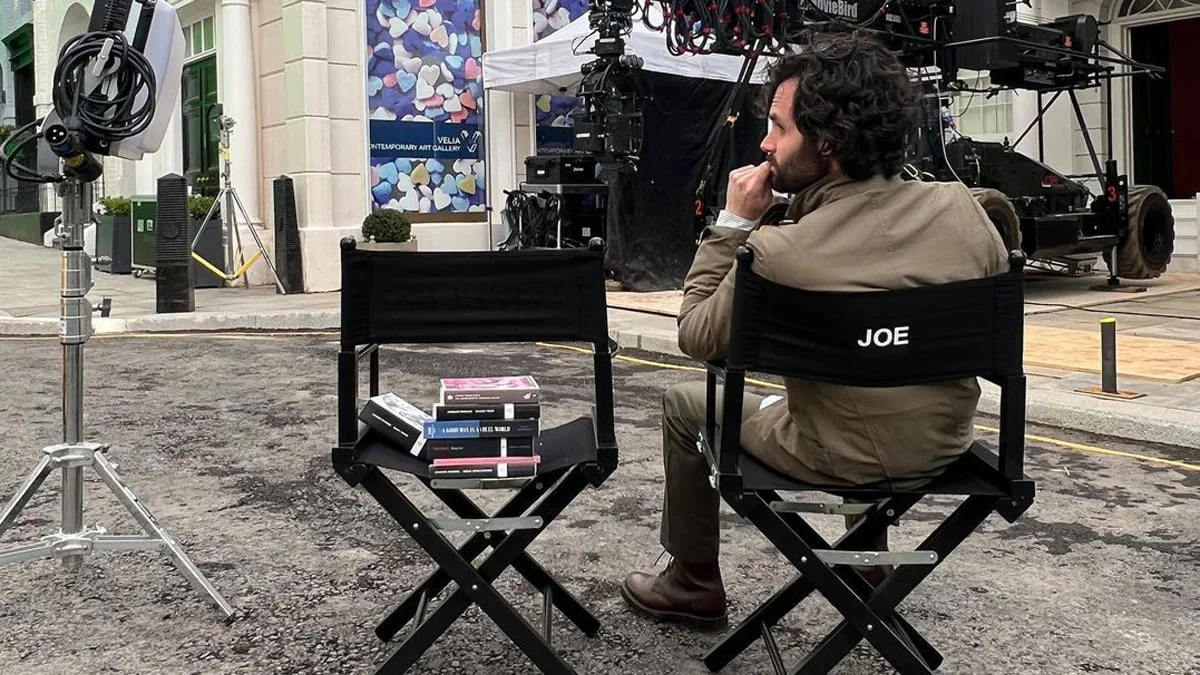 Erfolgsserie „You“: Erstes Bild gibt Details zu Staffel 4 preis